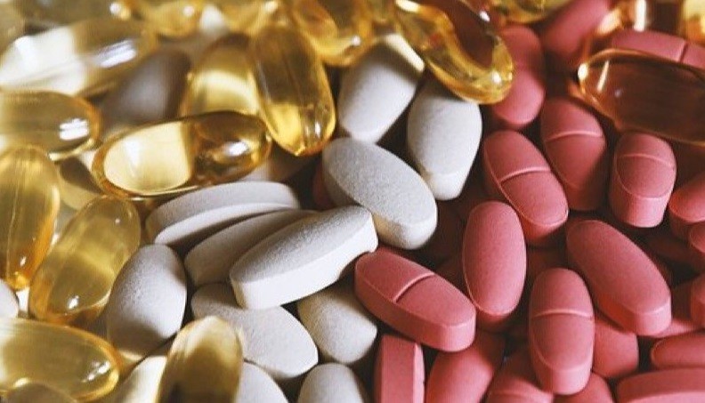 Jaga Daya Tahan Tubuh, Perlukah Minum Vitamin C 1000 Mg?