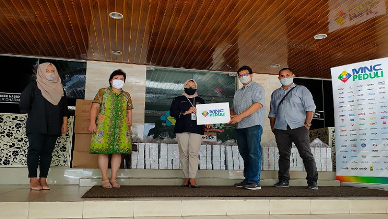 MNC Peduli Kirimkan Makan Siang untuk Tenaga Medis RS Kanker Dharmais