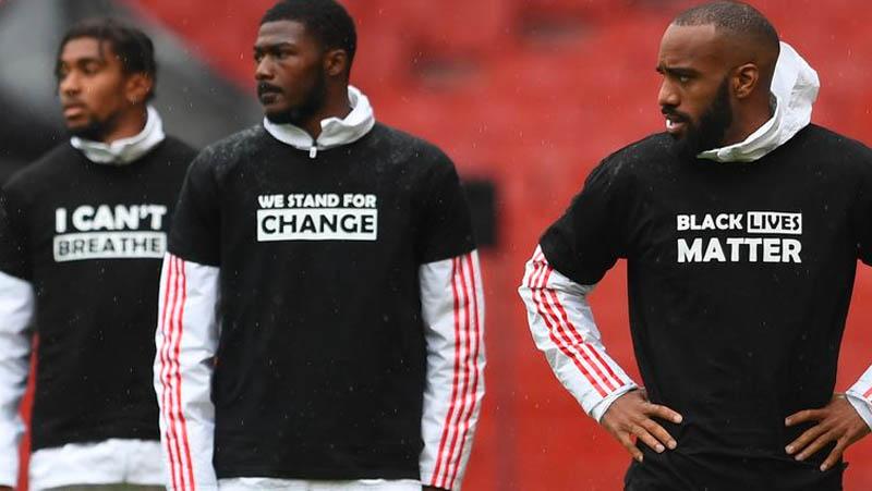 Nama Pemain Bakal Digantikan Tulisan Black Lives Matter di Lanjutan Premier League