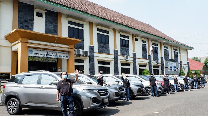New Normal, Komunitas Mobil Ini Pilih Bakti Sosial Bantu Terdampak Covid-19