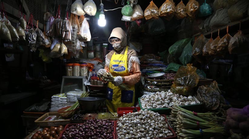 Pedagang Pasar Solok Mengeluh: Harga Sudah Turun Kok Pembeli Masih Sepi