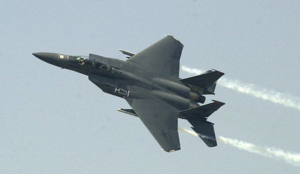 Jet Tempur F15 Angkatan Udara AS Jatuh di Laut Inggris