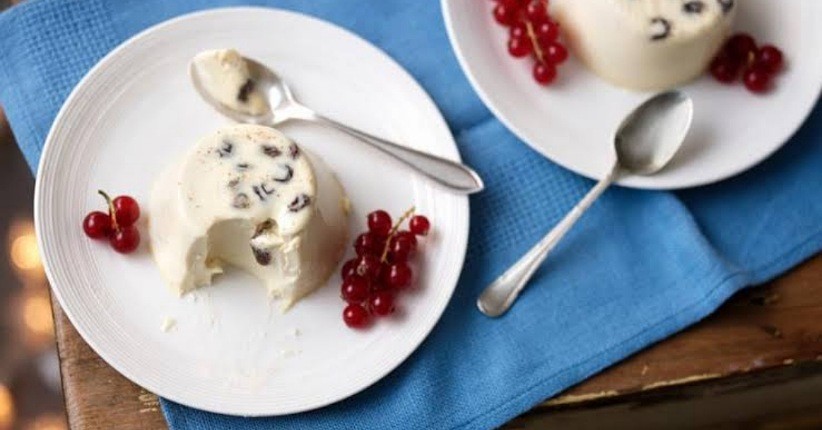 Lagi Tren Mencicipi Panacotta Boba, Nikmat Diseruput dengan Sedotan