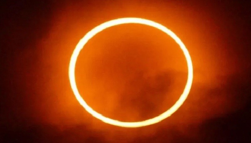 Gerhana Matahari Cincin Bakal Sambangi Bumi Akhir Pekan Ini