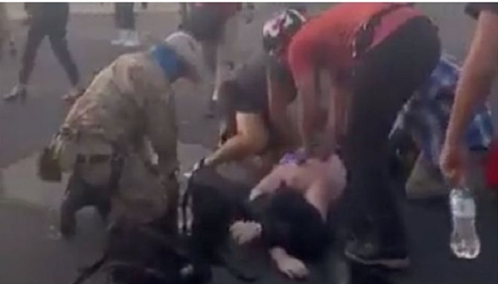 Cegah Demonstran Robohkan Patung Simbol Rasisme, Seorang Milisi Ditembak