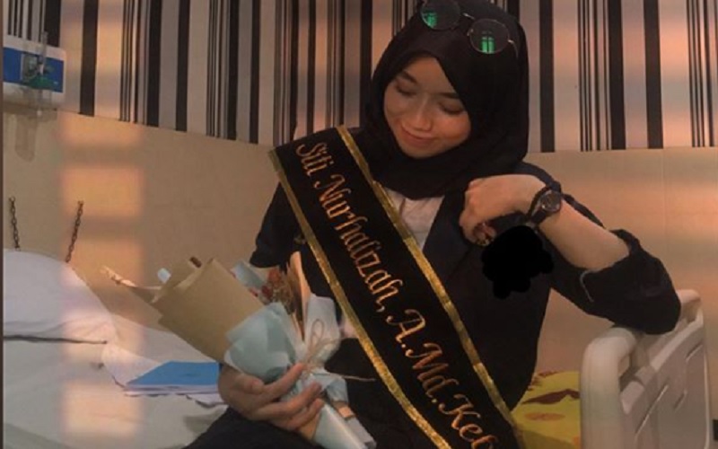 Viral, Kisah Mahasiswi Yogya Sidang Tugas Akhir di Rumah Sakit Gegara Positif Covid-19