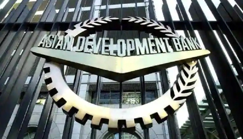 ADB Naikkan Proyeksi Pertumbuhan Ekonomi RI 2022 Jadi 5,2 Persen