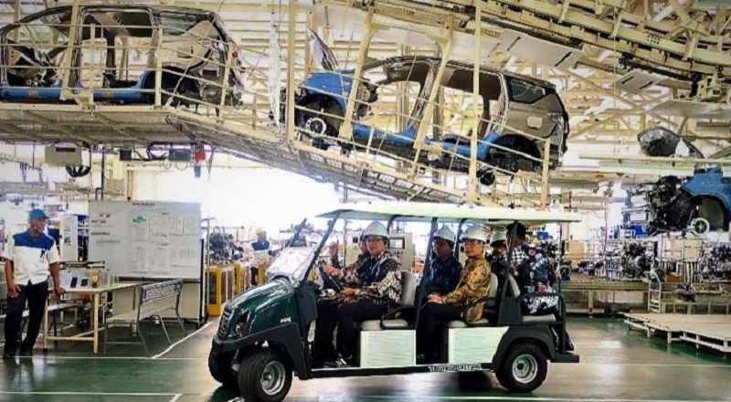 Ekspor Mobil CBU Topang Industri Otomotif Nasional di Tengah Covid-19