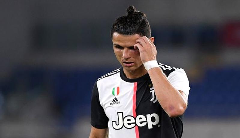 Menteri Olahraga Italia Anggap Cristiano Ronaldo Langgar Protokol Kesehatan