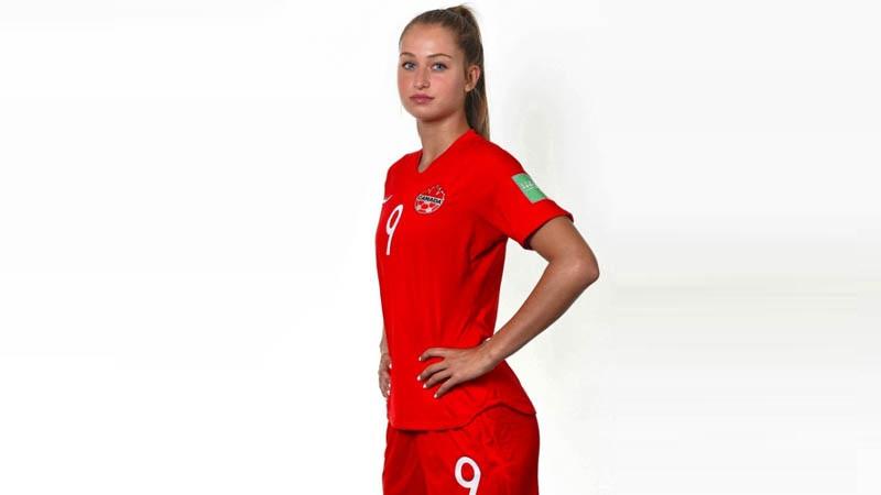 Jordyn Huitema, Striker Cantik yang Menjebol Hati Alphonse Davies