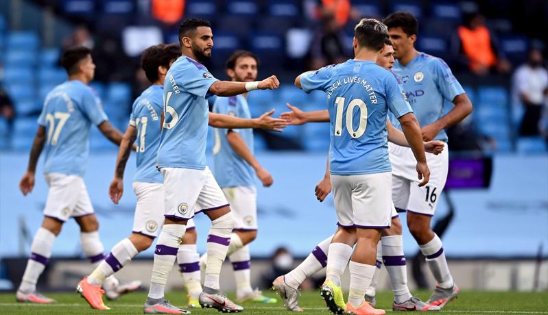 Manchester City Bantai Burnley di Etihad Stadium