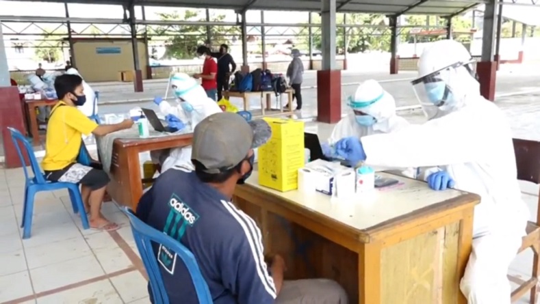 523 Pedagang di Pasar Youtefa Jayapura Ikut Rapid Test, 73 Orang Reaktif