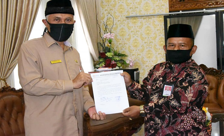 Wali Kota Padang Ingatkan Uji Kompetensi SMK-SMAKPA Wajib Ikuti Protokol Covid-19