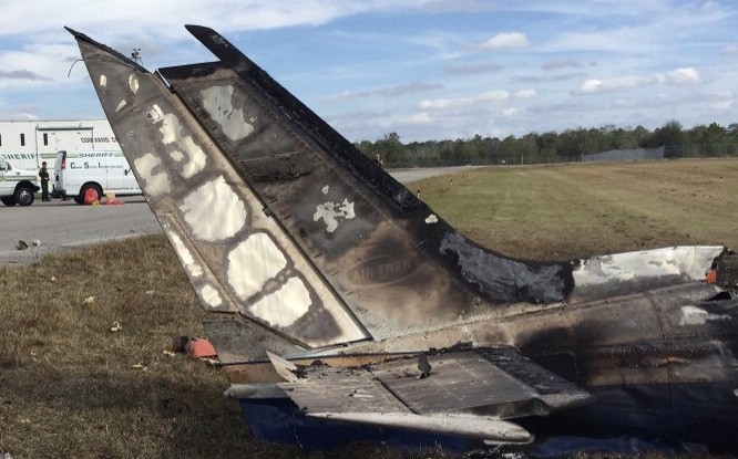 Pesawat Jatuh di Peternakan, 6 Orang Tewas