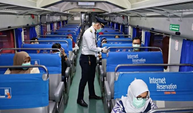 Tak Penuhi Syarat Protokol Covid-19, 6.558 Penumpang KA Ditolak