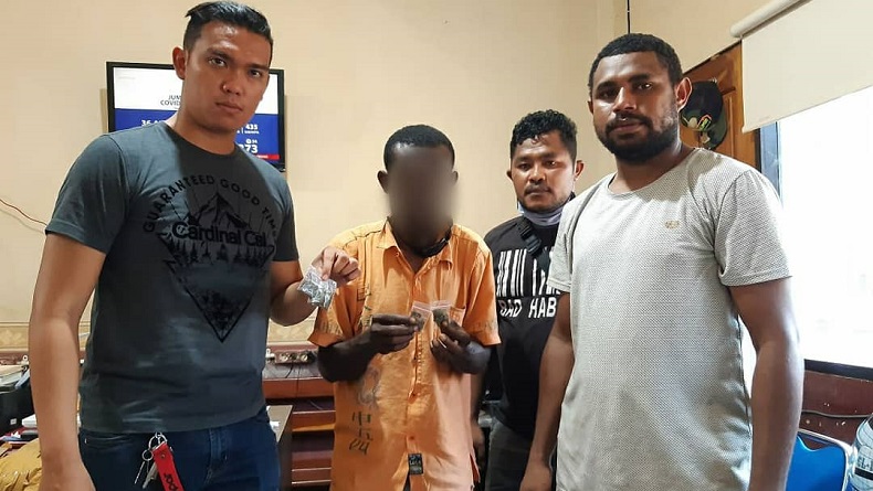 Beli Motor Curian Pakai Ganja, Bandar Narkoba di Jayapura Ditangkap Polisi