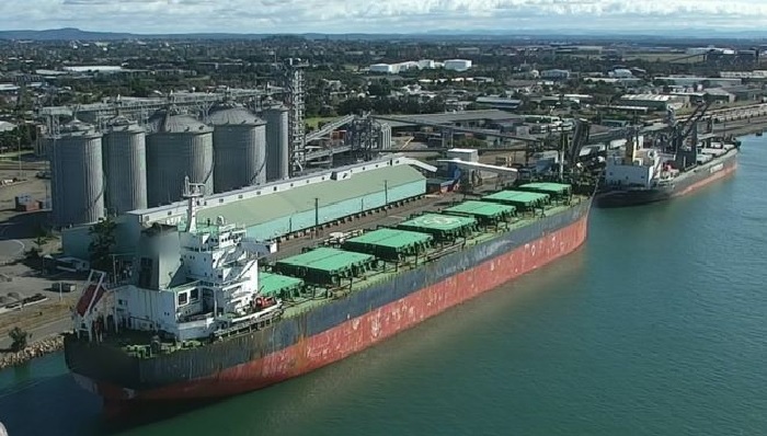 Buronan Australia Ditangkap saat Bersembunyi di Ventilasi Udara Kapal Barang Malaysia