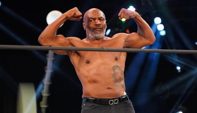 Mike Tyson Angkat Bicara usai Pukuli Pria di Pesawat, Begini Pengakuan Si Leher Beton