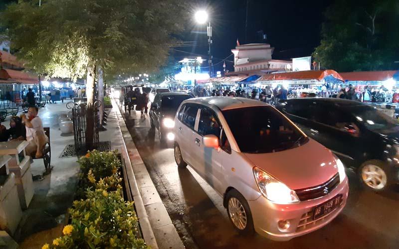 Akhir Pekan, Jalan Malioboro Ramai