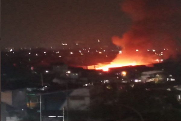  Kebakaran Hanguskan Rumah di Pemukiman Padat Penjaringan