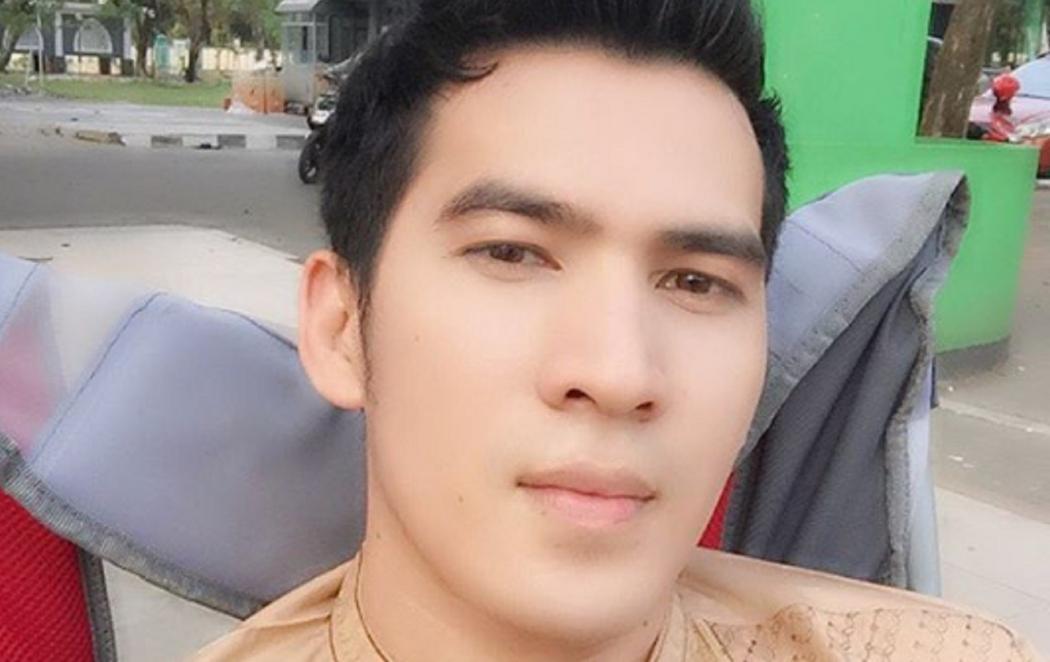 Ridho Illahi Kena Kasus Narkoba, Ibunda yang Tinggal di Padang Menangis