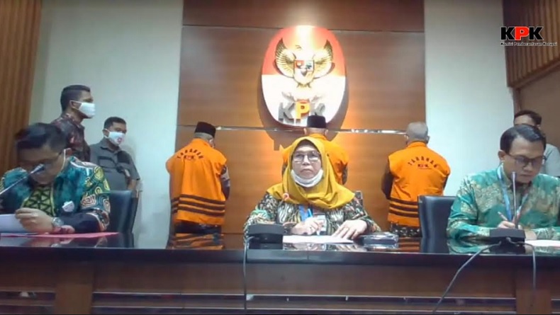 KPK Tahan 3 Eks Anggota DPRD Jambi Tersangka Suap