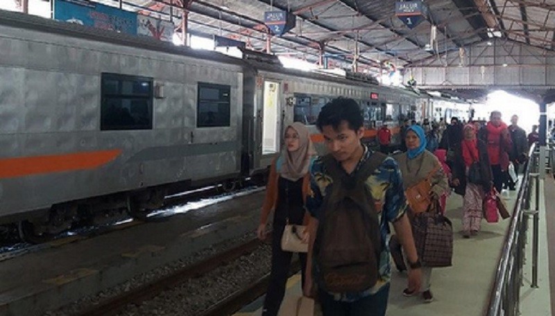 PT KAI Perpanjang Penghentian KA Lokal Daop 1 hingga 31 Juli