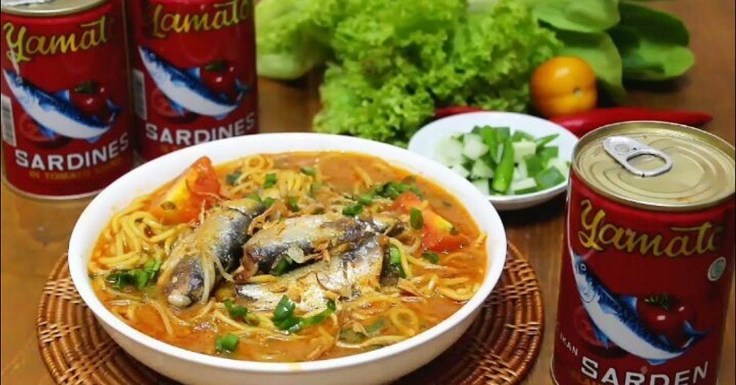 Ada Stok Ikan Sarden di Kulkas, Enaknya Dimasak Mi Nyemek Pedas