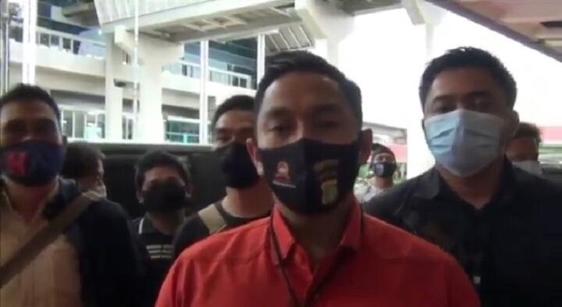 2 Pendemo Bawa Molotov Diamankan di Mapolres Jakarta Barat