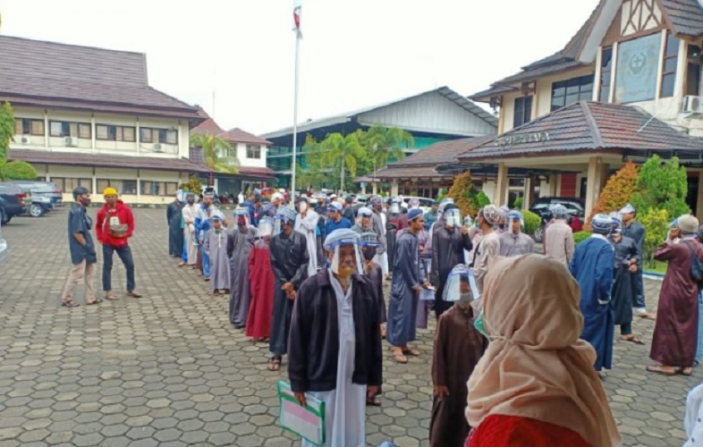 180 Santri Temboro asal Kalbar Rapid Test Sebelum Kembali ke Pesantren