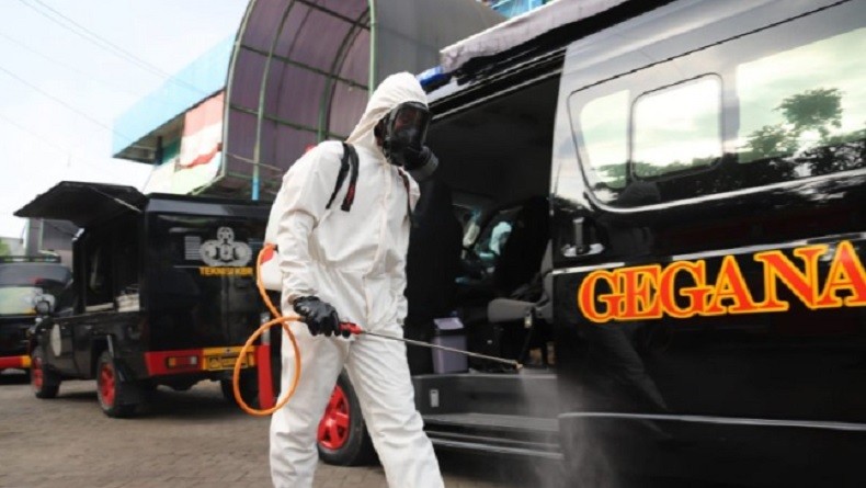 Warga Cilandak Kaget Kedatangan Pasukan Gegana Polri