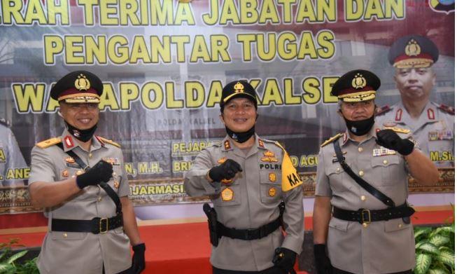  Dampingi Irjen Nico Afinta, Brigjen Agung Budijono Resmi Jabat Wakapolda Kalsel