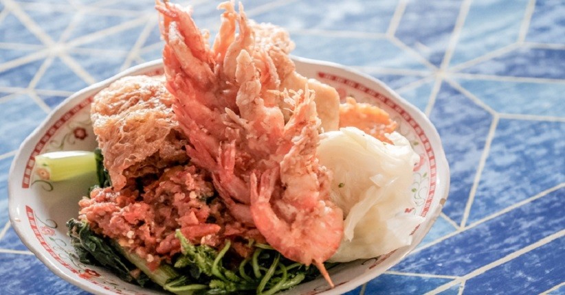 Menikmati Sensasi Pedas Kuliner Nasi Tempong dari Banyuwangi