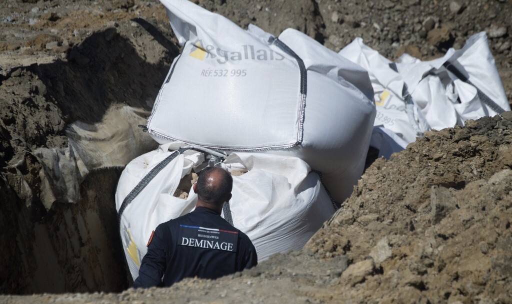 Bom 500 Kg Bekas Perang Dunia II Diledakkan, Ribuan Warga Dievakuasi