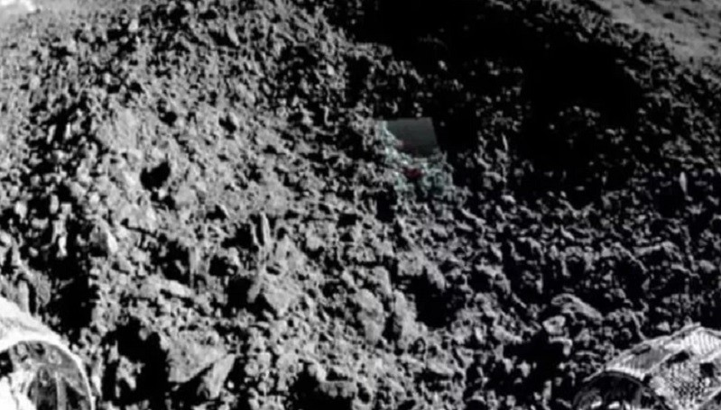 Misteri Zat Aneh Mirip Gel Berwarna Hijau di Bulan Akhirnya Terjawab