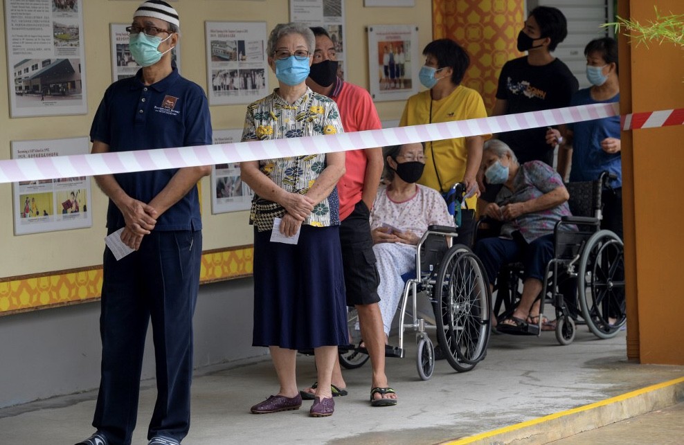 Hari Ini 2,65 Juta Warga Singapura Ikuti Pemilu di Tengah Wabah Corona