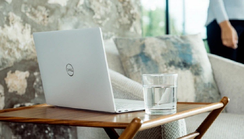 Tips Cegah Kerusakan pada Laptop akibat Air