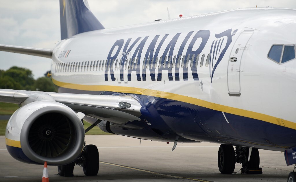 2 Penumpang Bikin Ancaman Bom di Toilet Pesawat, Jet Tempur Inggris Turun Tangan