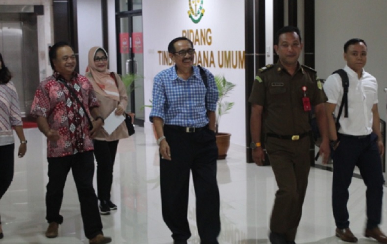 Korupsi Tanah Desa, Mantan Bupati Kapuas Hulu Dieksekusi ke Lapas Pontianak