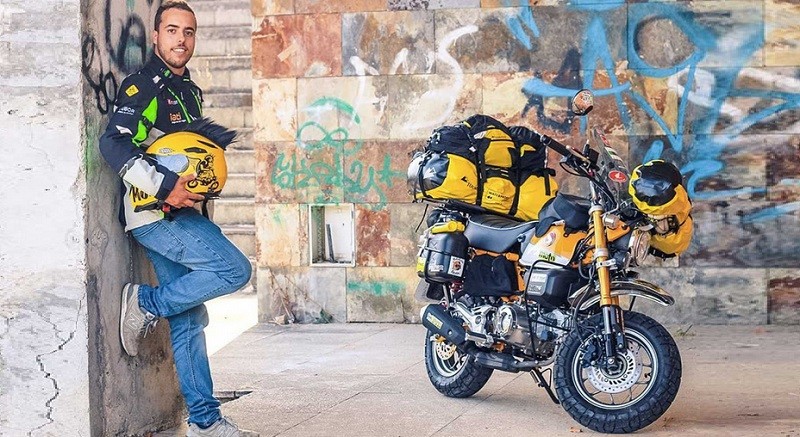 Incar Rekor, Pria Portugal Nekat Keliling Dunia Pakai Motor Mungil Honda Monkey