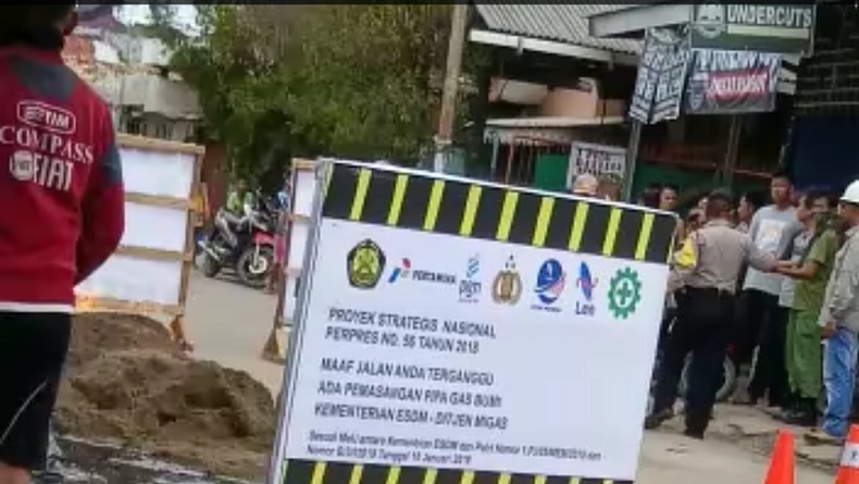 Pipa Gas Meledak dan Semburkan Api di Palembang, Warga Panik Berhamburan