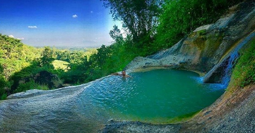 Ide Wisata saat New Normal, Asyik ke Kolam Berundak di Coban Kromo