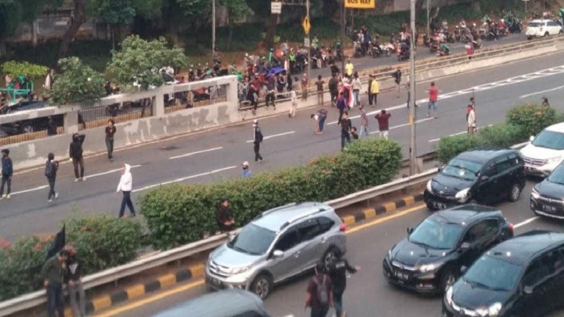 20 Remaja Ditangkap usai Terlibat Ricuh Demo di DPR, Polisi: Bukan Peserta Aksi