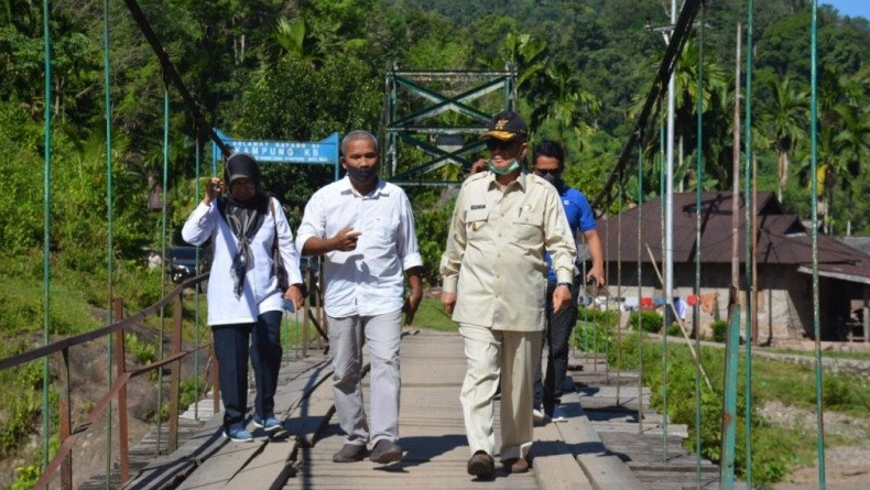 Nasrul Abit, Putra Terbaik Pesisir Selatan itu Berpulang 