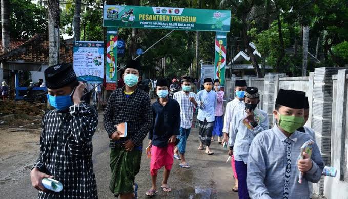 Pemerintah Siapkan Insentif untuk Ustaz dan Lingkungan Pesantren Rp2,6 Triliun