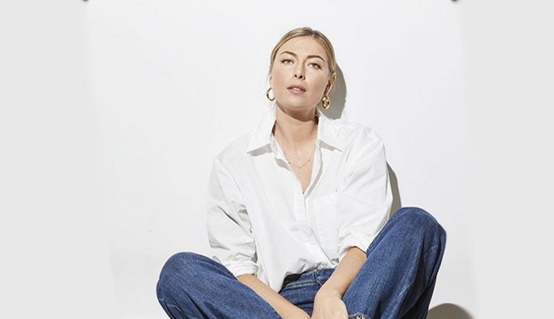 Tampil Seksi, Maria Sharapova Latih Kekuatan Fisik di Pantai