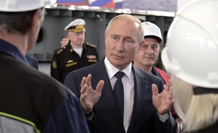 Vladimir Putin Perintahkan Modernisasi Kapal-Kapal Perang Rusia