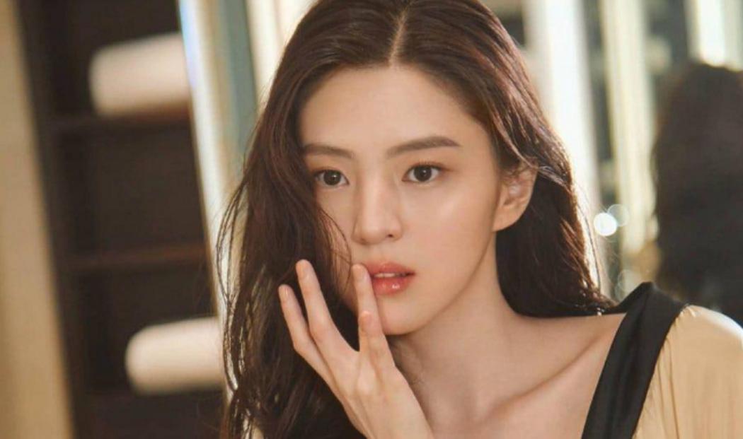 Profil Han So Hee: Pernah Bekerja di Bar hingga Jadi Aktris Papan Atas Korea Selatan