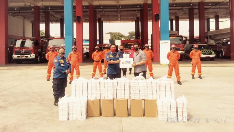 MNC Peduli Kembali Salurkan Bantuan Makanan untuk Petugas Pemadam Kebakaran