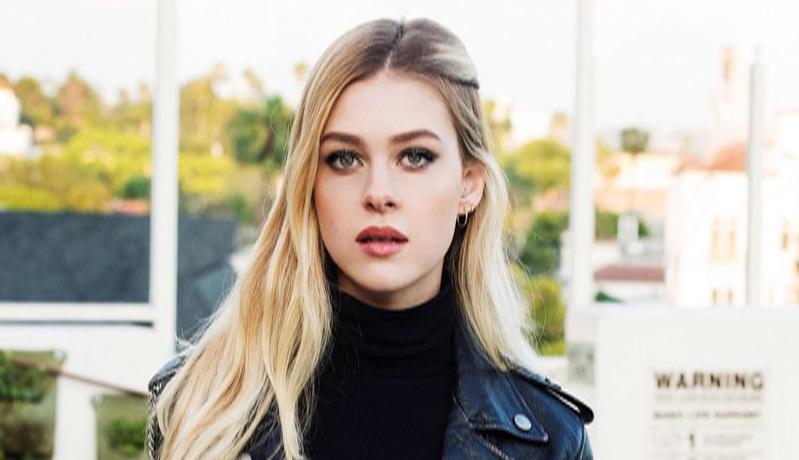 Nicola Peltz, Wanita Cantik Kaya Raya Calon Menantu David Beckham